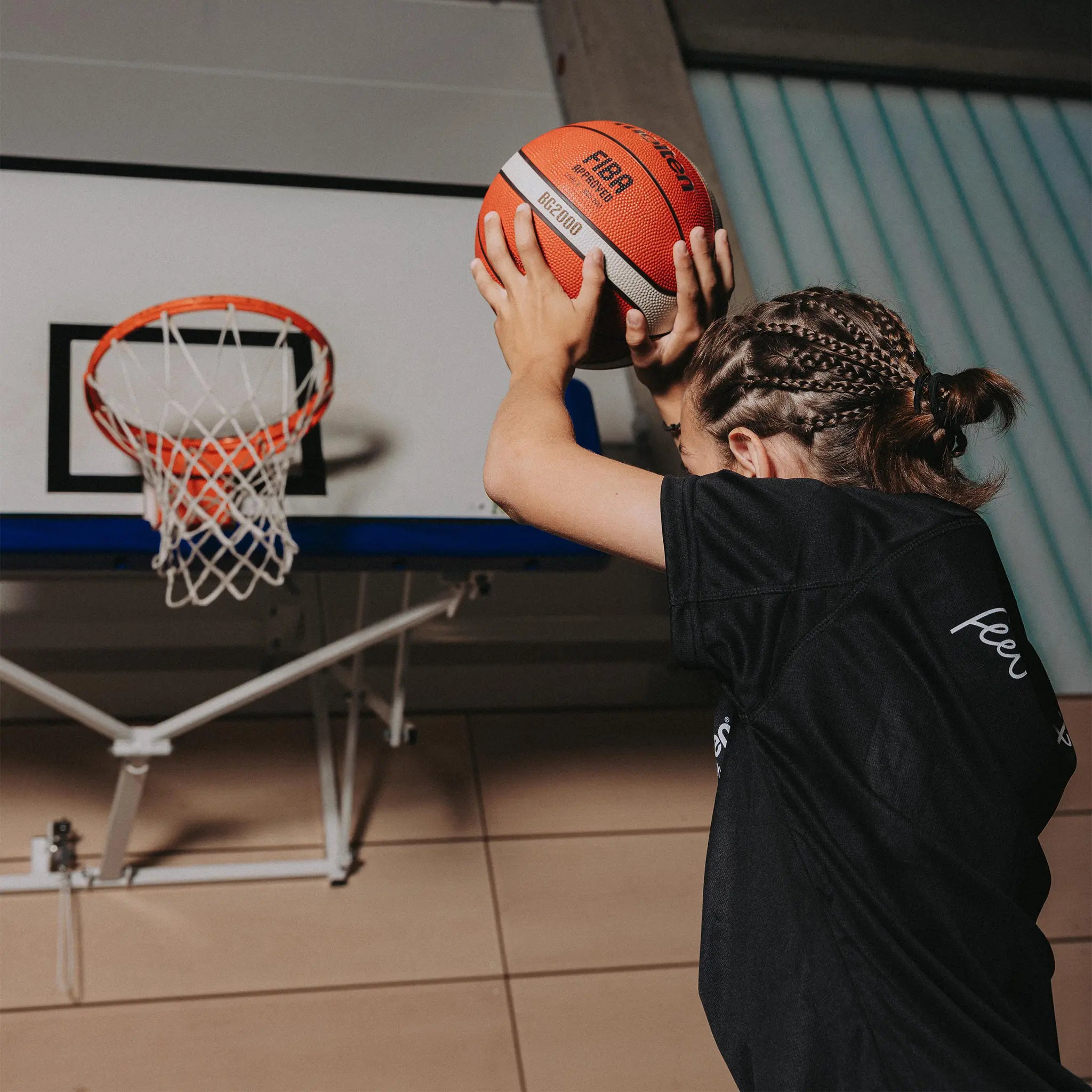 molten-basketball-B5G2000_1.webp