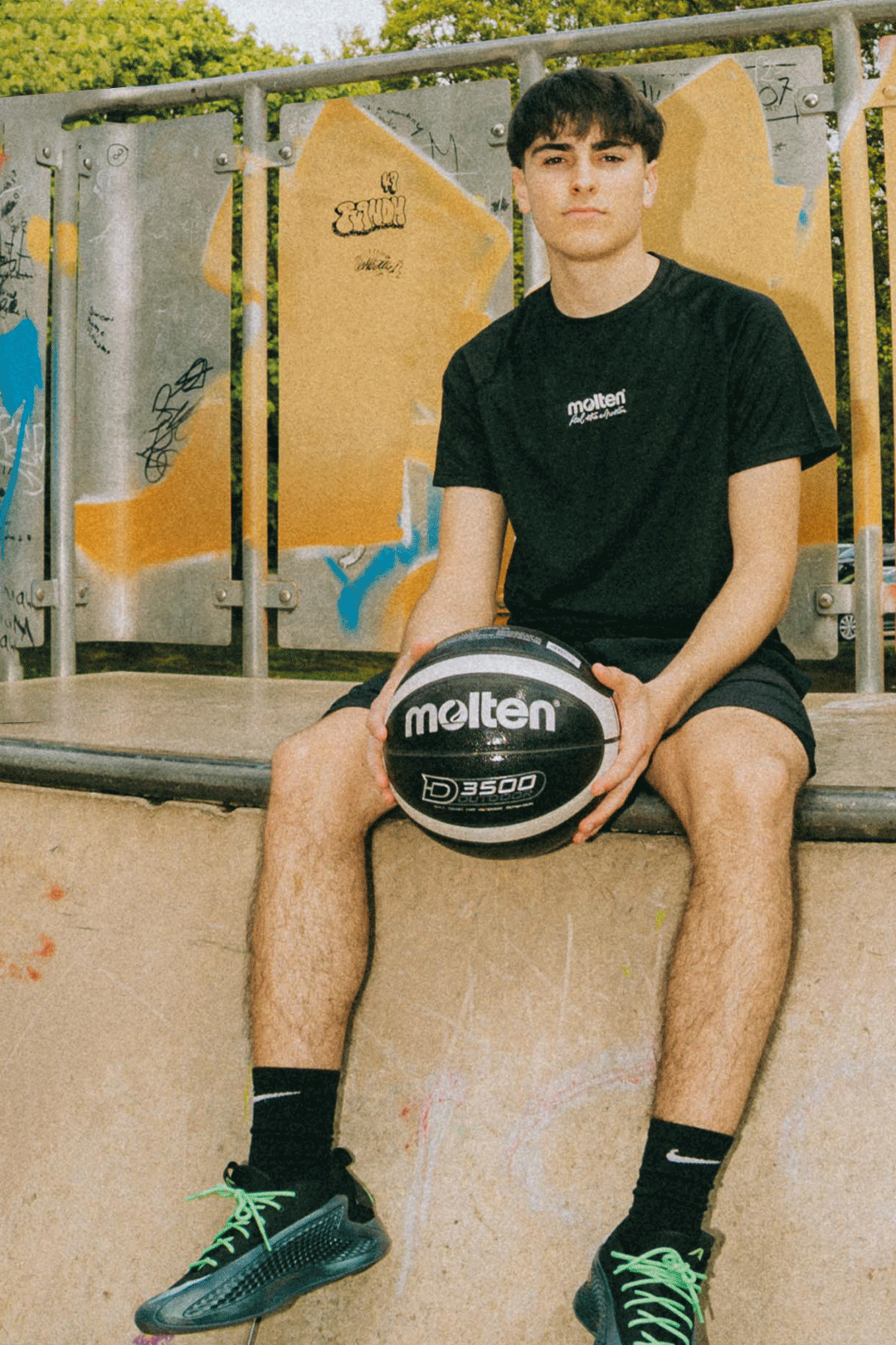 molten-basketball-outdoor-bb-deal_1080x1620_c1978c4d-a447-4477-bd2f-69ac6ac30053.png