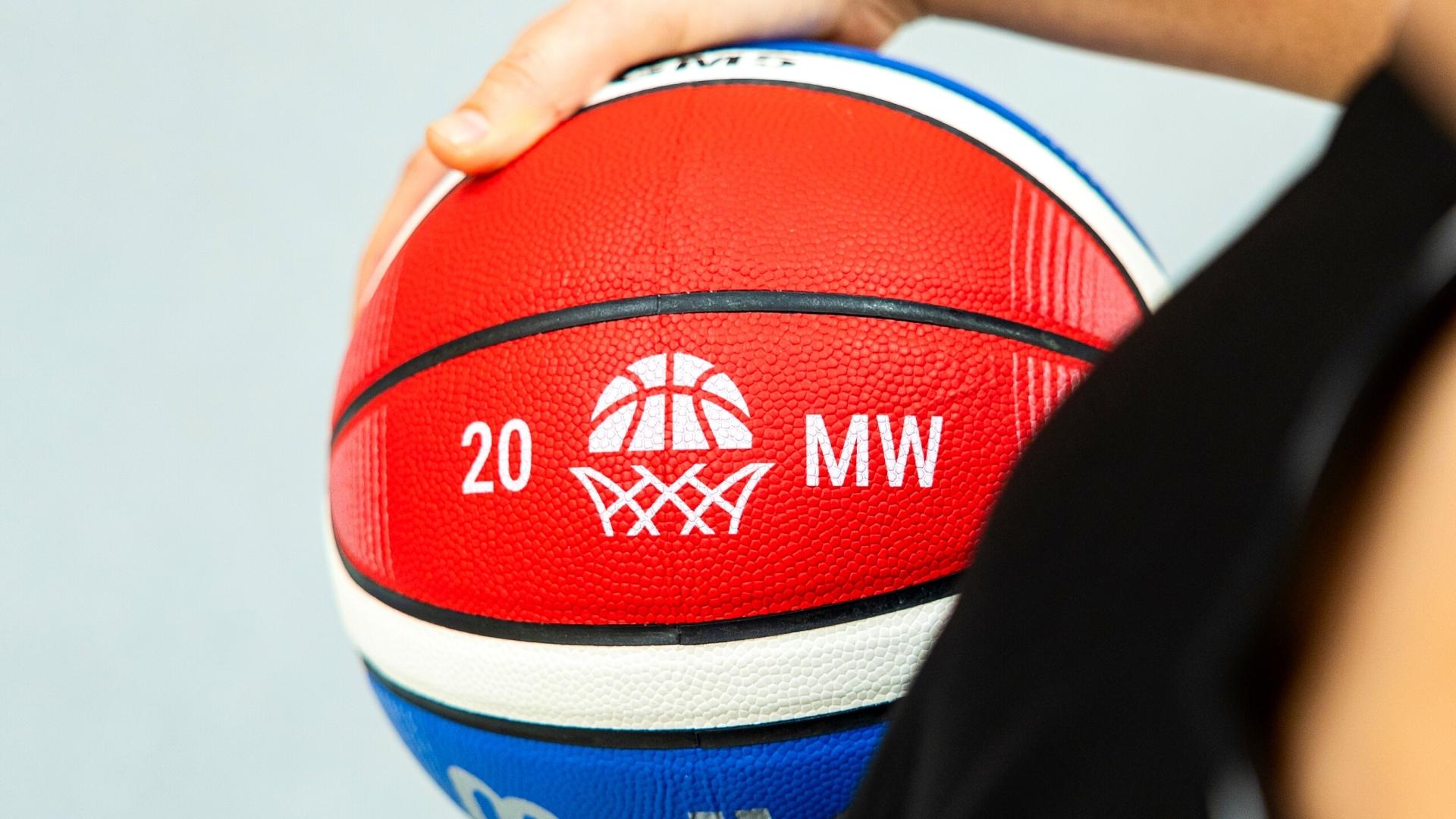 molten-basketball-personalisierter_ball-motiv_3_1920x1080