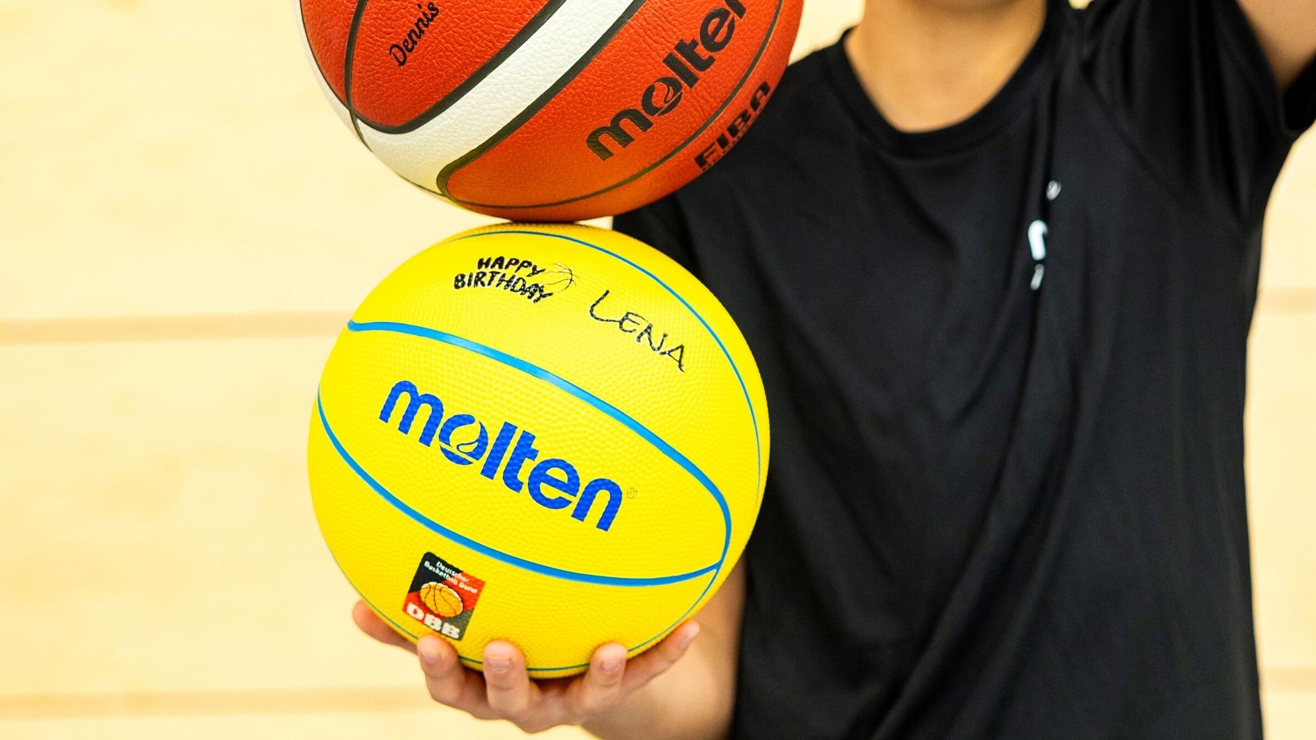 molten-basketball-personalisierter_ball-motiv_4_1920x1080