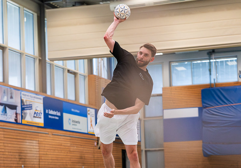 d60 PRO Handball Gr. 3 | H3D5000-BW