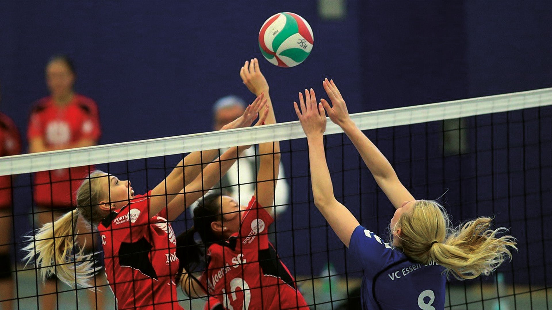 molten-volleyball-menue_1920x1080_2ed26c28-bedb-4d4a-b9b5-5cc82a69bef2.jpg